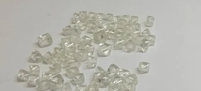 Rough diamond parcel